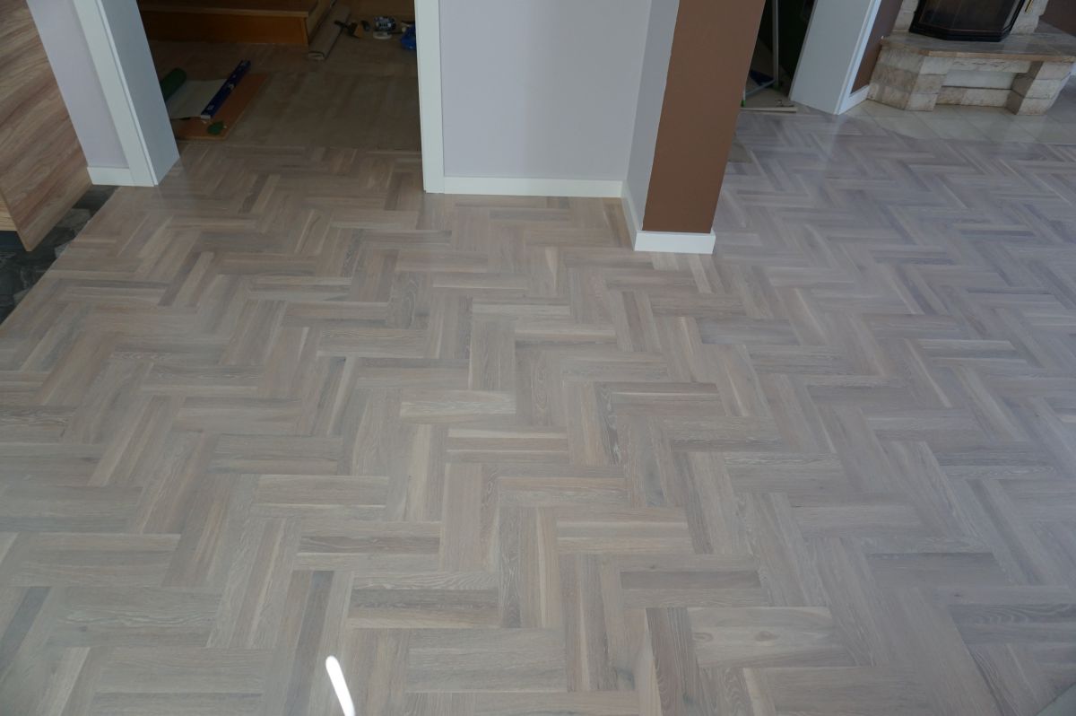 Bielenie Parkietu Debowego 03