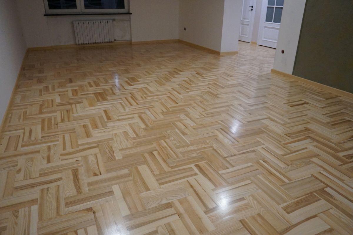 Cokoly Jesionowe I Dokladanie Parkietu 05