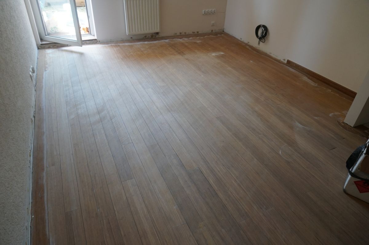 Cyklinowanie I Lakierowanie Deski Bambusowej