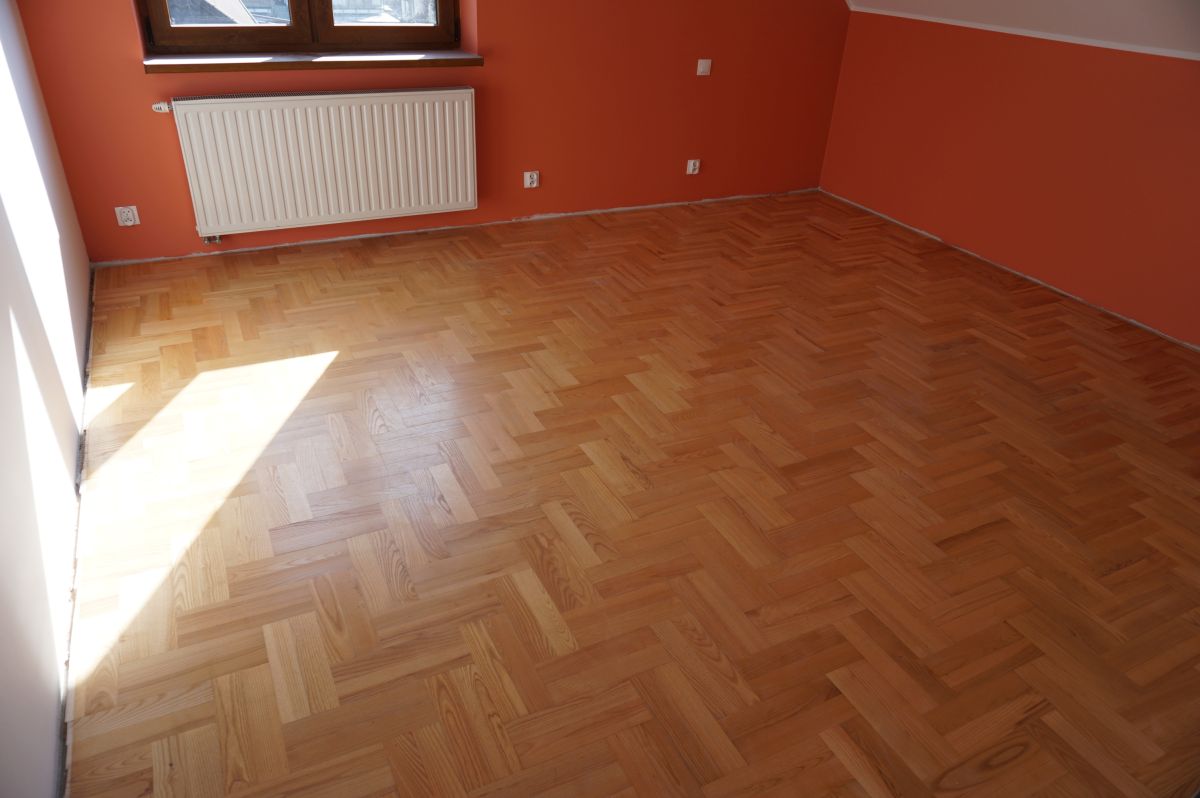 Cyklinowanie Parkietu Jesionowego Przed 02