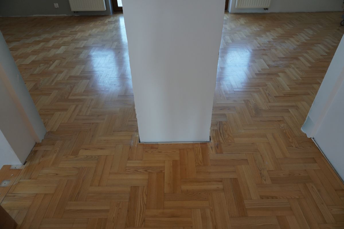 Cyklinowanie Parkietu Jesionowego Przed 06