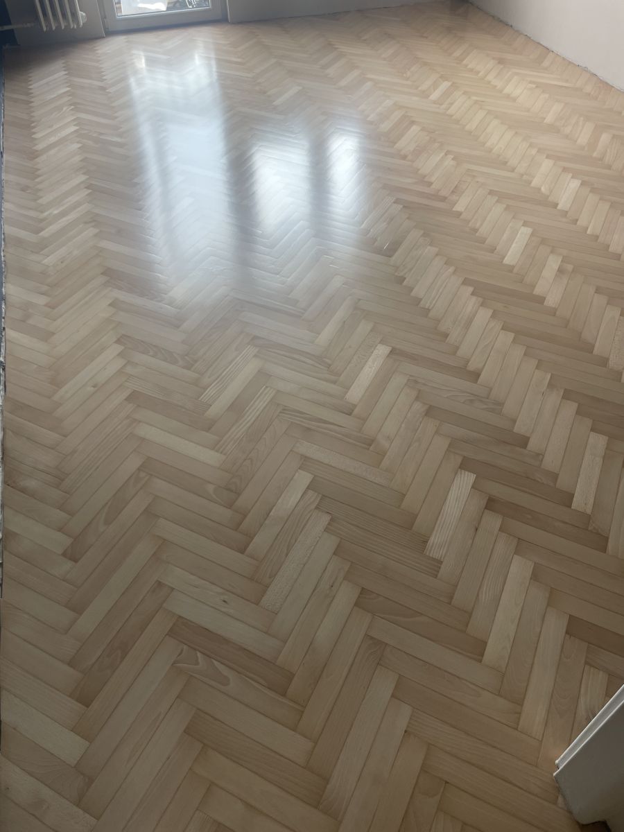 Parkiet Bukowy Cyklinowanie I Lakierowanie 06