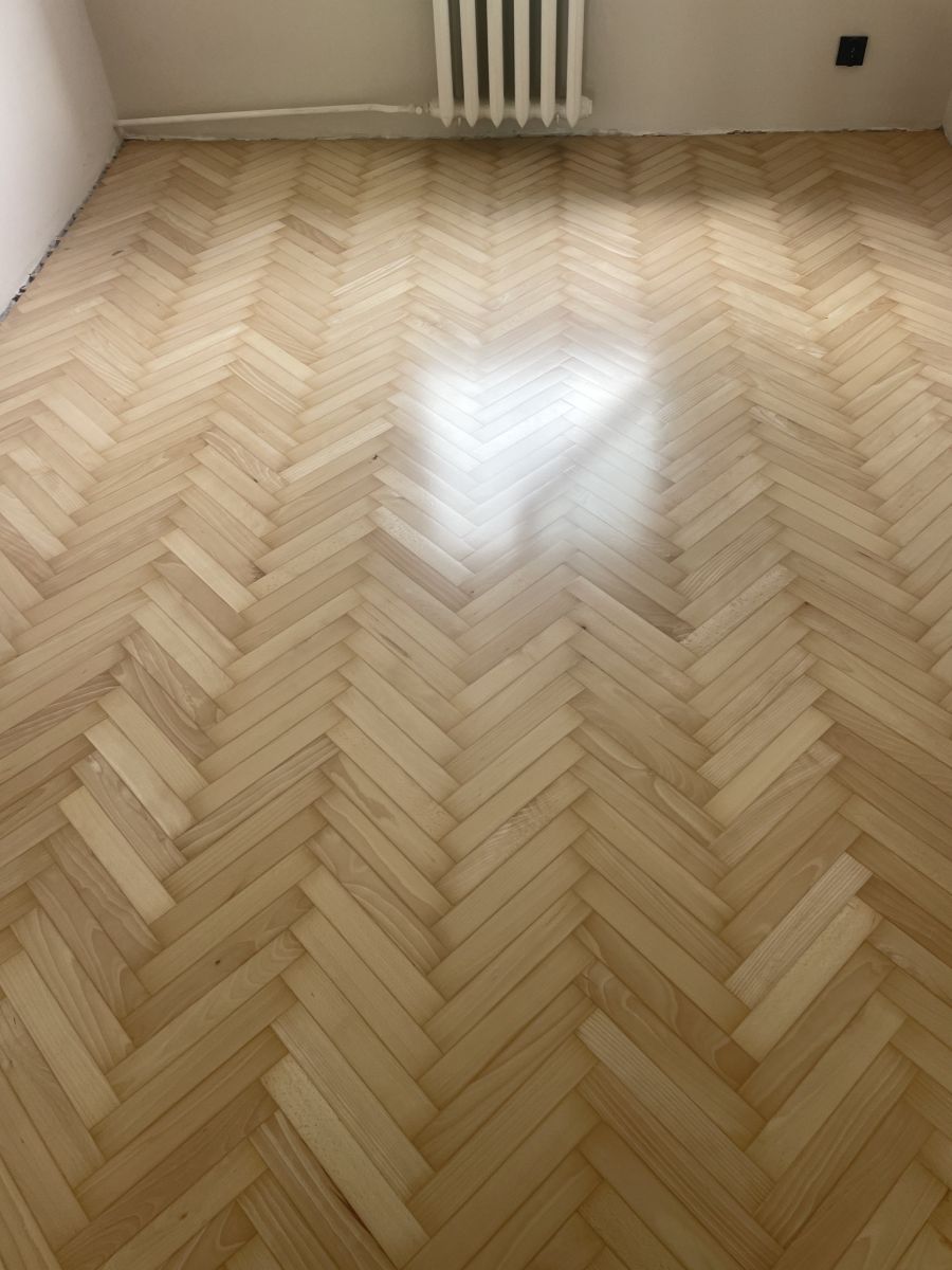 Parkiet Bukowy Cyklinowanie I Lakierowanie 09