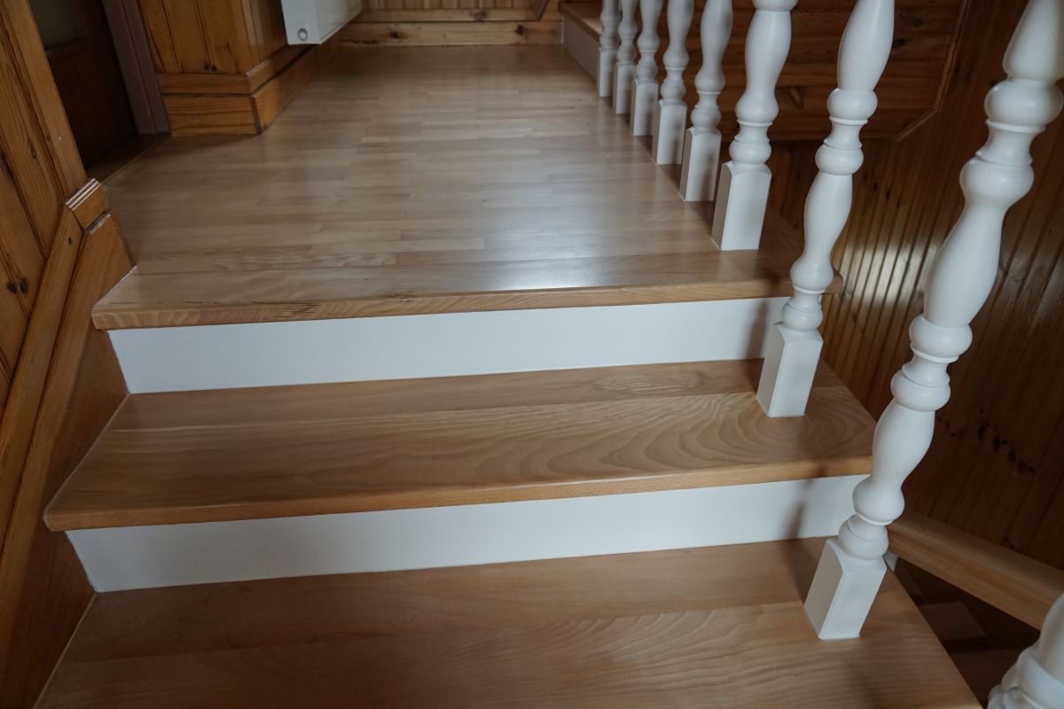 Renowacja Schodow Przed I Po 05