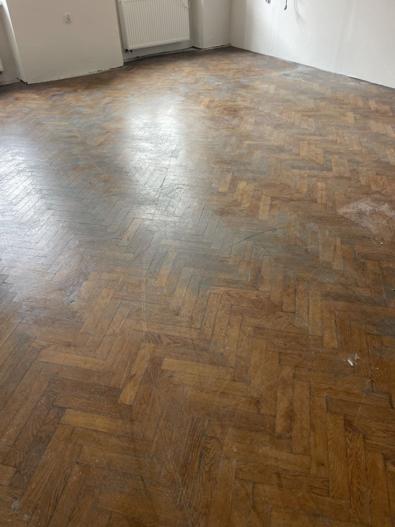 Renowacja Starego Parkietu Debowego