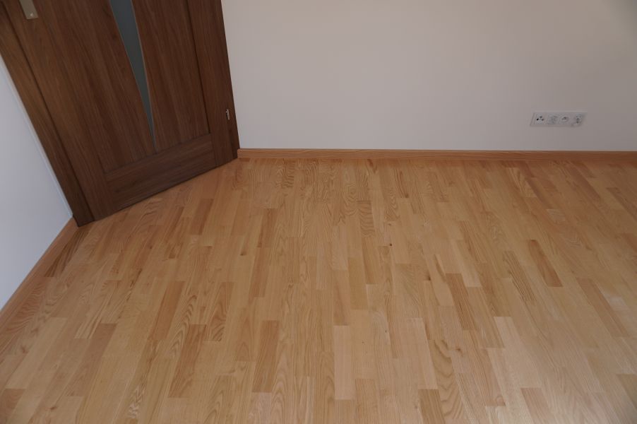 Parkiet Z Debu Czerwonego 07