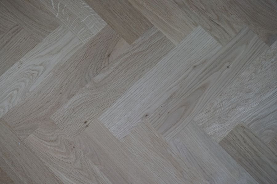 Imgi 25 Parkiet Debowy Ulozony W Tradycyjna Pojedyncza Jodelke 09