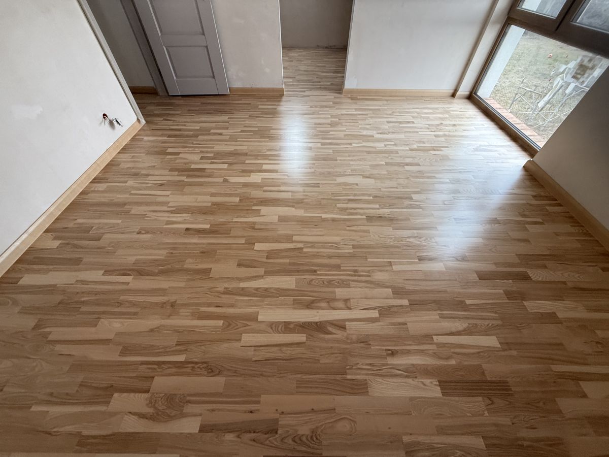 Parkiet Jesionowy Ii Klasa Kolor